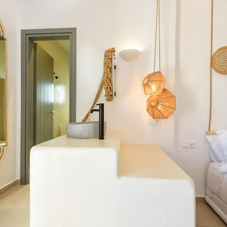 Kiano Aliki (Paros)