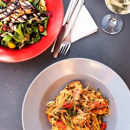 ベッド・アンド・ブレックファスト Kiano Alikí