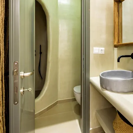 Kiano Bed and breakfast Alikí